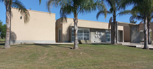 Casa En Venta En Los Nogales Plaza