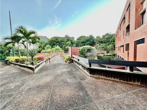 Se Vende Pb 450m2 3h+s/4b/3p Chulavista