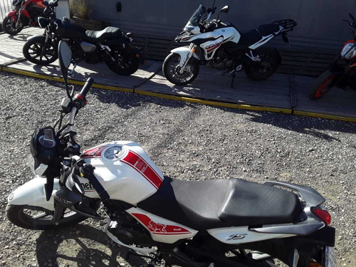 Imagen 8 de 16 de Benelli Tnt150