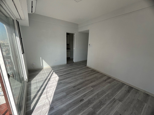 Departamento Dos Ambientes En Alquiler En Belgrano R