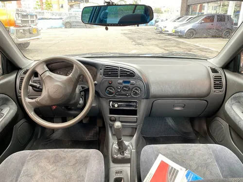 Mitsubishi Lancer 1.6 Glxi