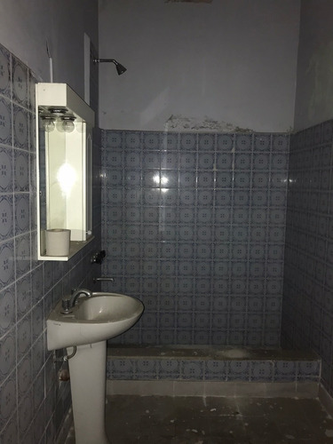 Excelente Oportunidad Para Refaccionar
