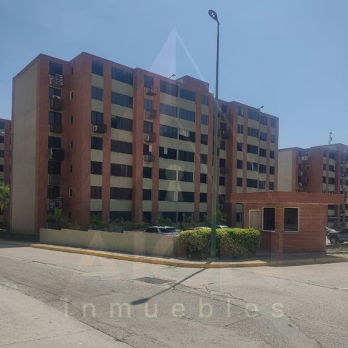 Apartamento En Venta, Los Naranjos Humboldt, Lomas Del Sol.