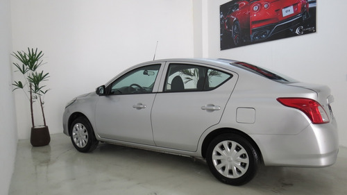 Versa Conforto - 2019 1.0