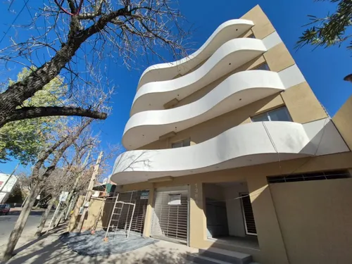 Venta Departamento Godoy Cruz Con Cochera - foto 1