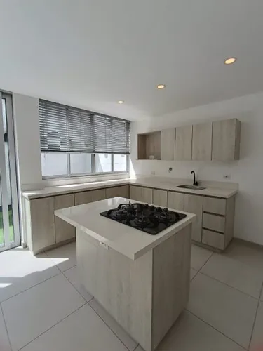 Casa En Venta En Rionegro - Llanogrande Cod 67830