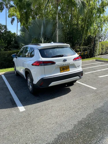 Toyota Corolla Cross Xei Hybrid