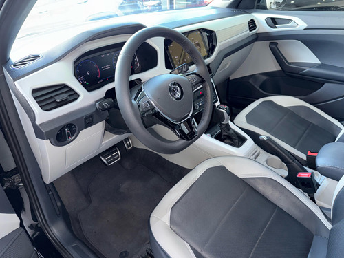 Volkswagen T-Cross 1.4 250 TSI TOTAL FLEX HIGHLINE AUTOMÁTICO