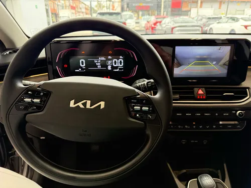 Kia K3 Cross Vibrant Mt