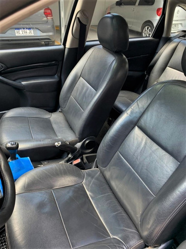 Ford Focus 2.0 Ghia
