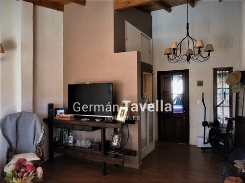 Imagen 4 de 30 de Venta Hermosa Casa 4 Ambientes En Villa Udaondo