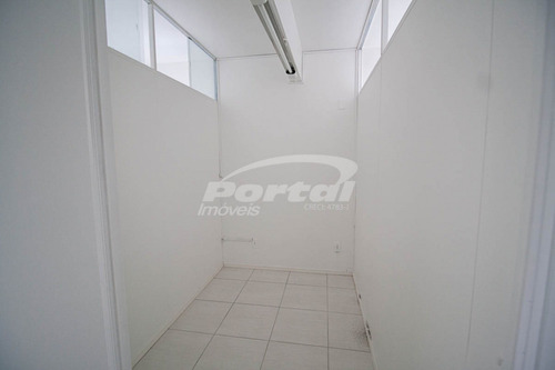 Imagem 4 de 9 de Sala Comercial Próximo Ao Centro Clínico Blumenau No Garcia - 35711900l