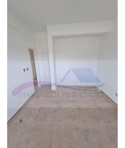 Imagen 17 de 23 de Hermosa Casa 4 Amb En Barrio Santa Lucia,pilar Del Este
