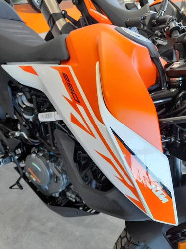 Imagen 16 de 20 de Ktm Adventure 250 - Dolar Preferencial No Tornado- Motoswift