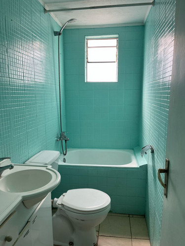 Arriendo De Bella Casa Amplia En Pasaje Domingo Jara
