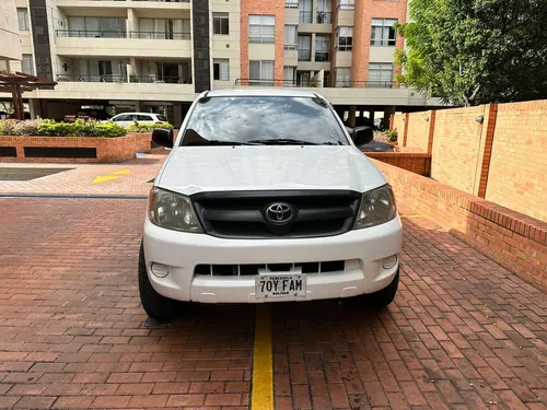 Toyota Hilux 2.7 Est