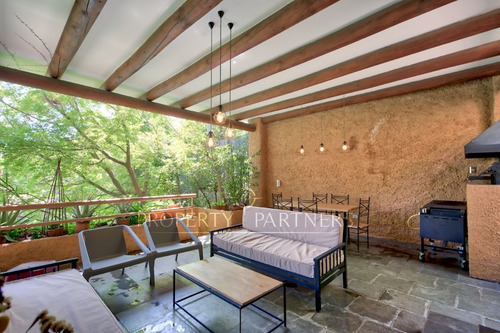Espectacular Casa Mediterranea En Condominio No Pe...