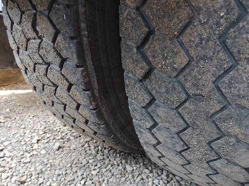 Imagem 13 de 14 de Volvo Fh12 380 02/02 - Trucado - R$ 125.000