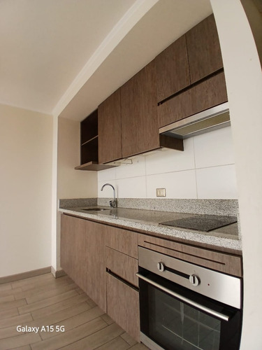Arriendo Dpto 2 Dormitorios 1b Promocion / Metro Lo Ovalle