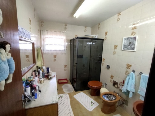 Imagem 10 de 15 de Casa Com 3 Dormitórios À Venda, 250 M² Por R$ 700.000,00 - Garcia - Blumenau/sc - Ca0650