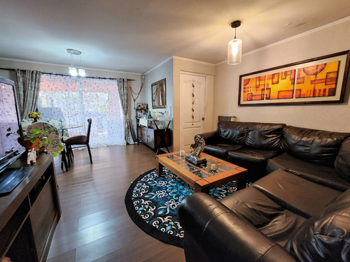Arriendo Casa 6 Dormitorios, Valle Grande