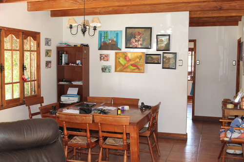 Hermosa Casa En Parcela Cercana Centro De Colina