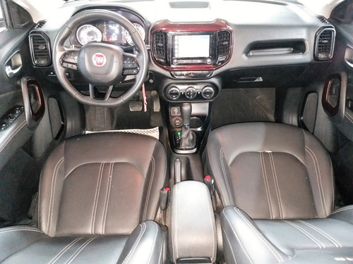 Imagem 7 de 15 de Fiat Toro Freedom 1.8 16v Flex Aut. 4p 6 Marchas 2021