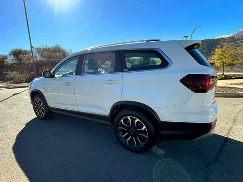 Dongfeng T5L LUX 1.8 MT