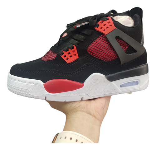 Jordan Retro 4