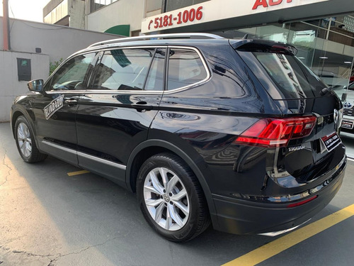Volkswagen Tiguan Allspac Comf. 1.4 TSI Flex (7) lug. Blindado