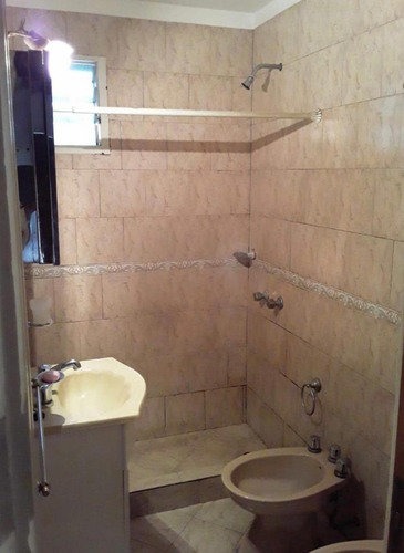 Imagen 7 de 8 de Venta Duplex 2 1/2 Amb. Muy Bonito !!! Oportunidad !!
