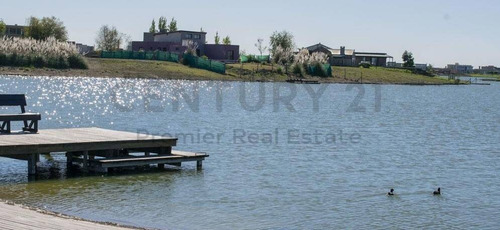 Imagen 29 de 30 de Lote En Venta En San Sebastian Área 10 Al Agua