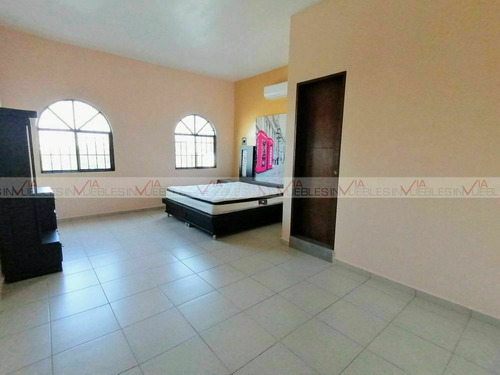 Local Comercial En Venta En 15 De Mayo (larralde), Monterrey, Nuevo León