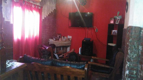 Casa En Esquina De 3 Ambientes Of 1594