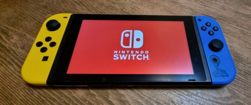 Imagen 3 de 4 de Nintendo Switch Fortnite Special Edition