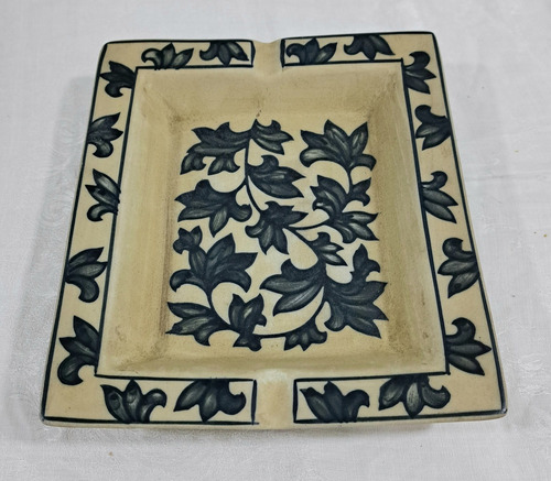 Lindisimo Y Gran Cenicero De Ceramica De Mesa B7