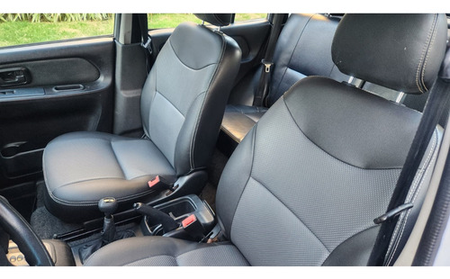 Mitsubishi Pajero TR4 2.0 4X4 16V 140CV FLEX 4P AUTOMÁTICO