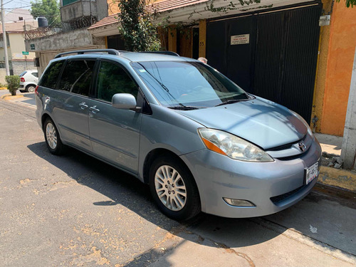 Toyota Sienna Xle At