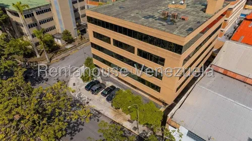 Edificio En Venta La Urbina