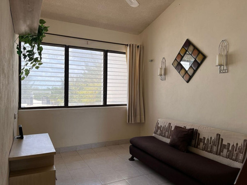 Casa Frente Al Mar En Venta En Merida F-215, 4 Rec. En Chicxulub $12,000,000