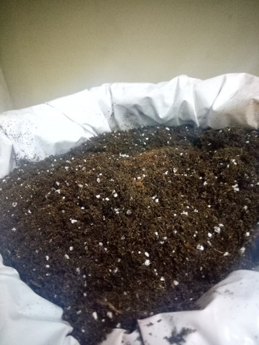 Turba Sphagnum +perlita Sustrato 70lts Huerta Plantin Maceta