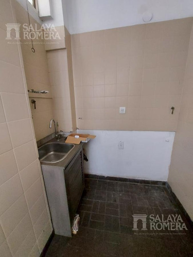 Imagen 15 de 17 de Oficina En Venta - Tribunales Con Un Encanto Diferente