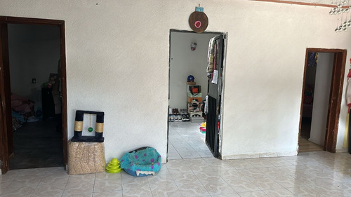 Casa En Venta Con 4 Departamentos Independientes 253m2, Col. San Miguel Xico, Edo Méx.