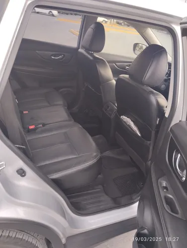 Nissan X-Trail 2.5 Advance 2 Row Cvt