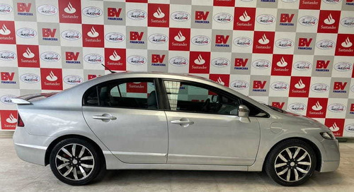 Imagem 4 de 12 de Honda Civic Lxl 1.8 16v Flex Mec. 2011