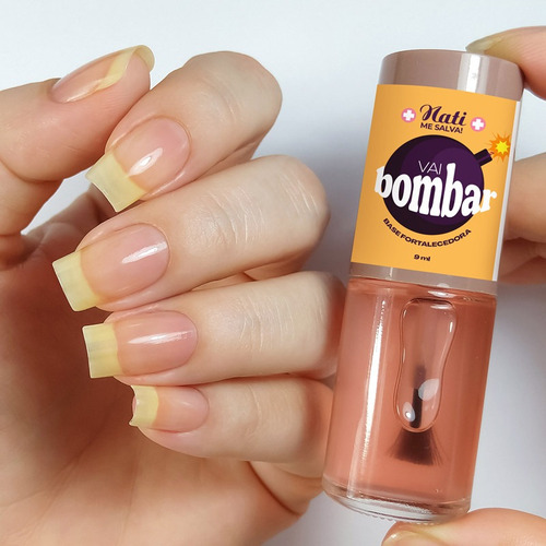 Imagem 7 de 10 de Kit Esmaltes Fortalecedor Nati Me Salva Necessaire Premium