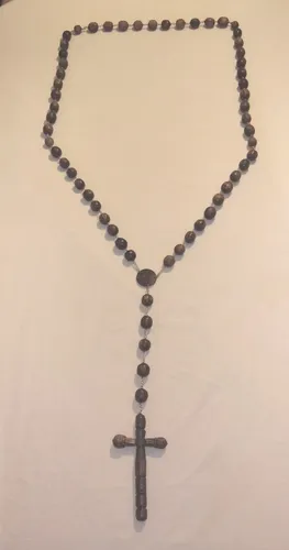 Rosario De Madera Pulida