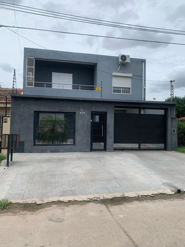 Venta Excelente Casa 5 Ambientes 