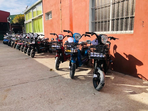 Moto Eléctrica Max 350 Yumbo 500 800 Scooter 100% Financiada