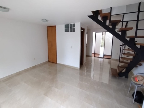 Casa Para Venta En La Ceja Sector Payuco (20696).